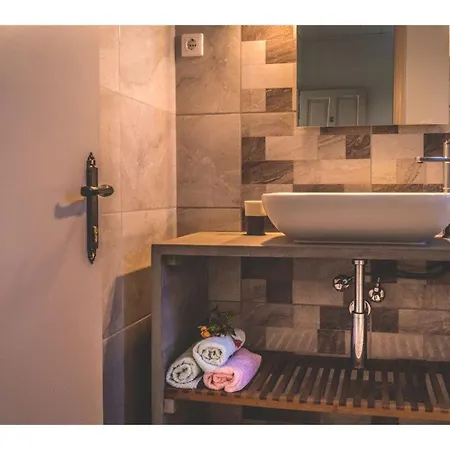 Jasmin Studio 4 Apartman *